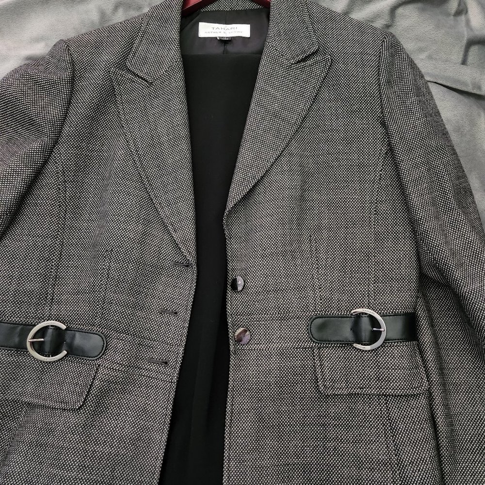 Beautiful lined suit